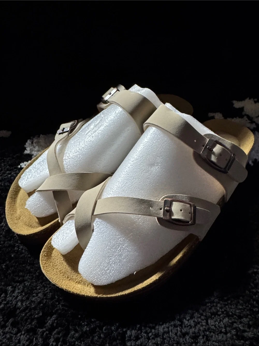 Women’s NWT size 11m Beige Strappy Buckle Footbed Sandals